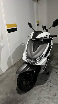 YAMAHA FLUO 125 ABS 